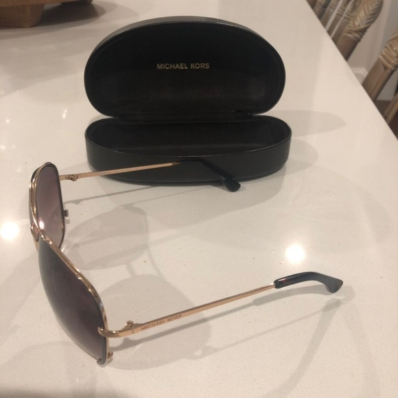 Michael Kors Sunglasses - Picture 2 of 5